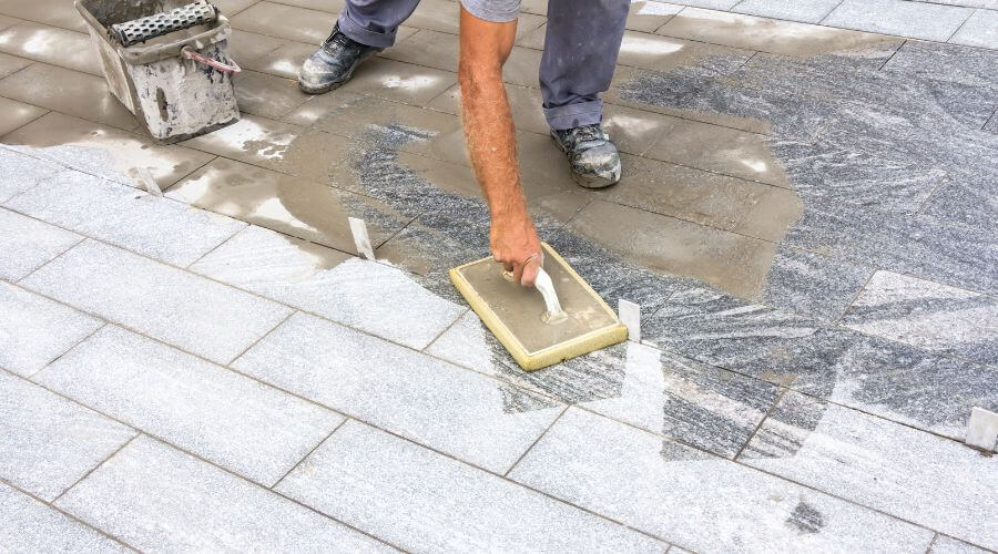 Professional gutter cleaning in Trilla, IL